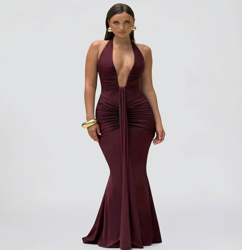 שמלת מקסי מחטבת עם מחשוף עמוק – מאיה