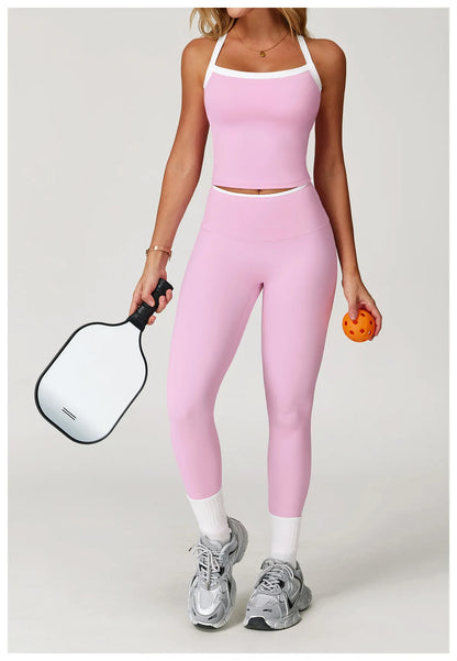 חליפת ספורט צמודה ומחטבת – הדס