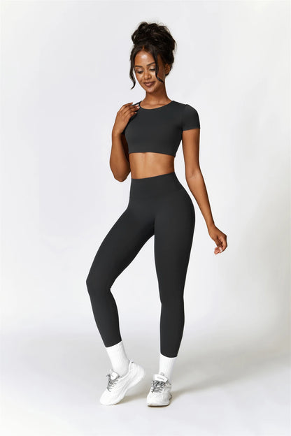 חליפת ספורט חלקה – רומי