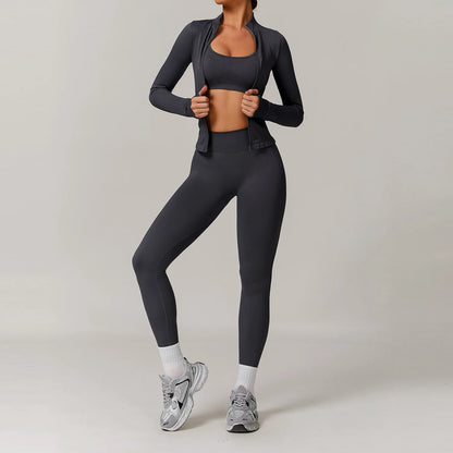 חליפת ספורט חלקה – מאיה