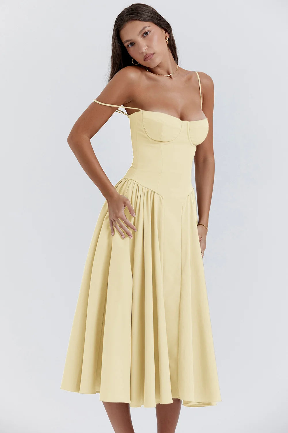שמלת מחוך מידי מתרחבת — ליהיא