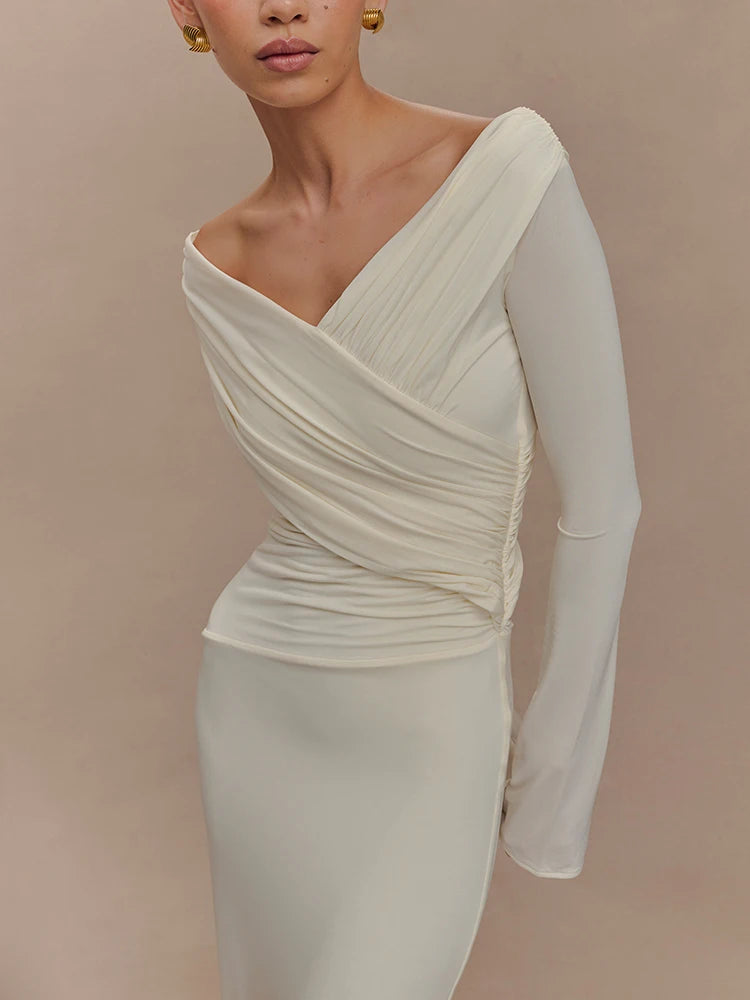 שמלה נשית אלגנטית עם מחשוף נשפך – רומי